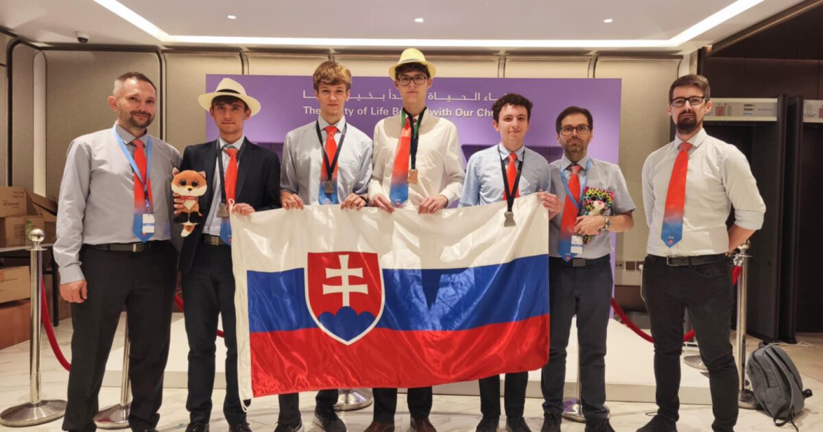 Slovenský tím: Medzinárodná chemická olympiáda