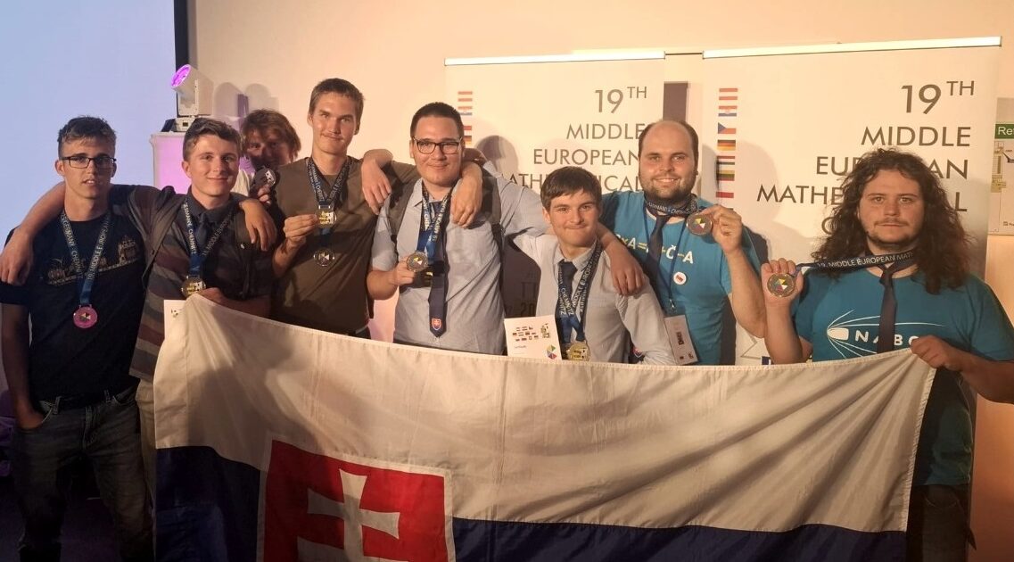 Historický úspech Slovenska na MEMO 2025: Zlatý tím a päť individuálnych medailí