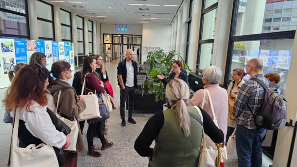 na obrázku sú účastníci workshopu UNIS a NIVaM vo Viedni, 2025