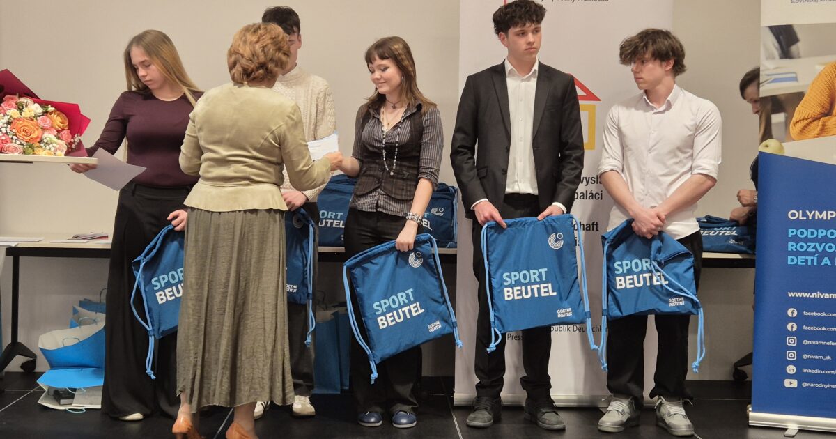 fotografia z odovzdávania cien Olympiády v nemeckom jazyku ročník 2026