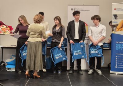 fotografia z odovzdávania cien Olympiády v nemeckom jazyku ročník 2026