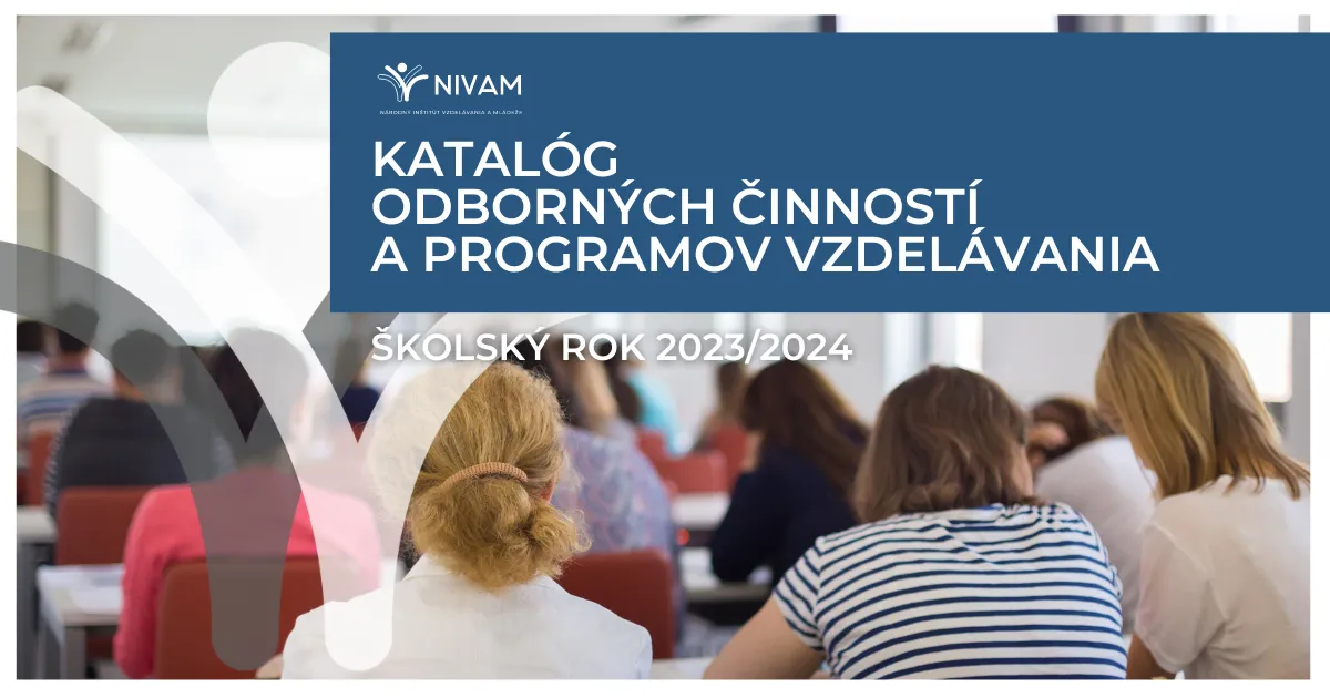 Na fotke je vidieť notebook a človeka